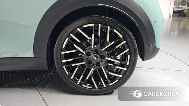 Mini Cooper S 4th Generation id 4974950 из Кореи 13