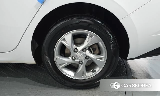 Hyundai Avante (CN7) id 4996930 из Кореи 13