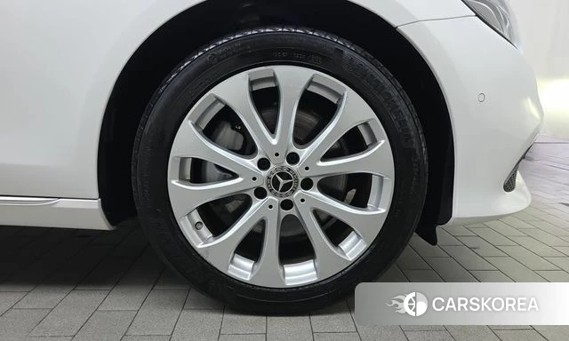 Mercedes-Benz E-Class W213 id 4959636 из Кореи 13