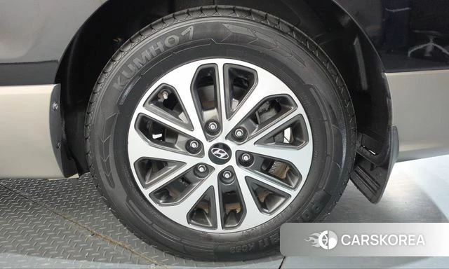 Hyundai The New Grand Starex id 4988406 из Кореи 13