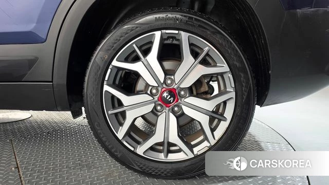 Kia Seltos id 5028528 из Кореи 13