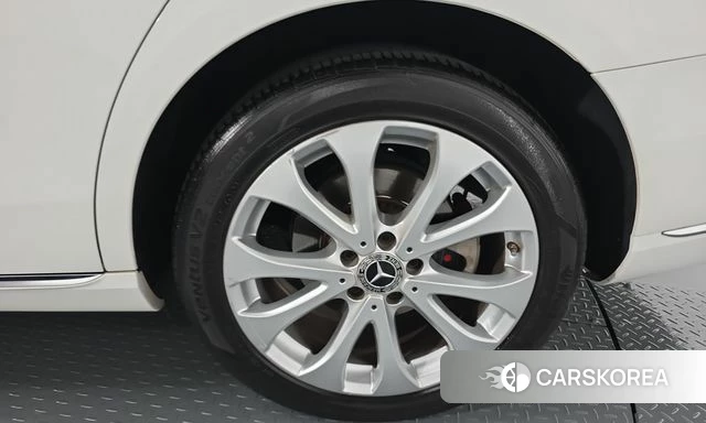 Mercedes-Benz E-Class W213 id 4953215 из Кореи 13