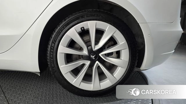 Tesla Model 3 id 5040567 из Кореи 13