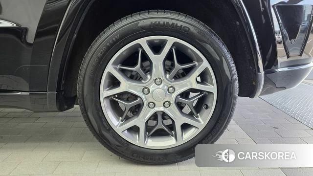Jeep Grand Cherokee id 4917982 из Кореи 13