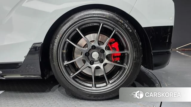 Hyundai Veloster (JS) id 4960085 из Кореи 13