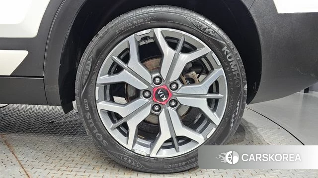 Kia Seltos id 4977154 из Кореи 13