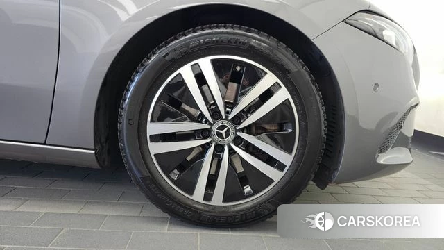 Mercedes-Benz A-Class W177 id 4966407 из Кореи 13