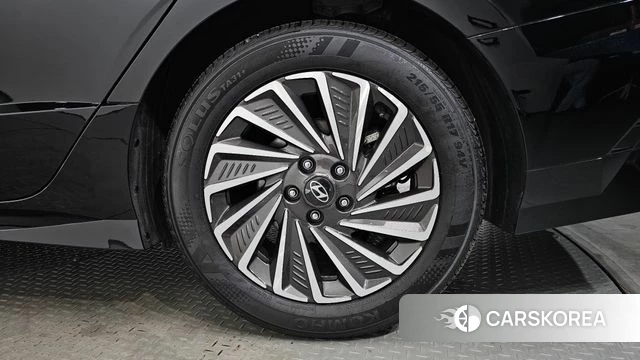 Hyundai Sonata D Edge Hybrid (DN8) id 5020990 из Кореи 13