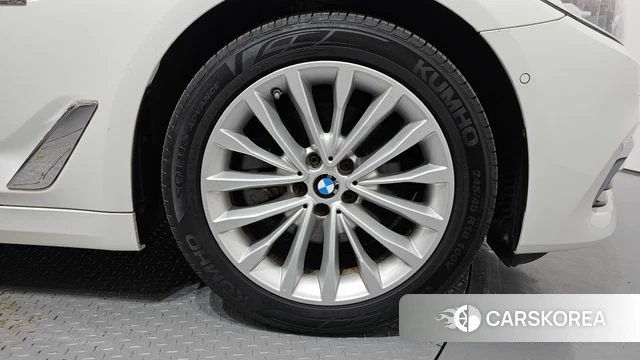 BMW 5 Series (G30) id 4988521 из Кореи 13