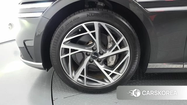 Genesis G90 (RS4) id 4985402 из Кореи 13