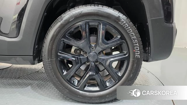 Jeep Renegade id 4975951 из Кореи 13