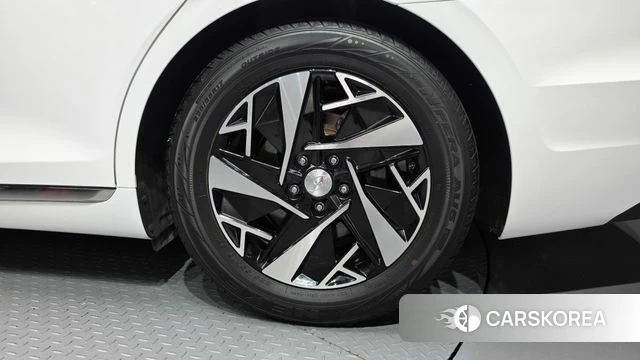 Hyundai The New Grandeur IG Hybrid id 5027510 из Кореи 13