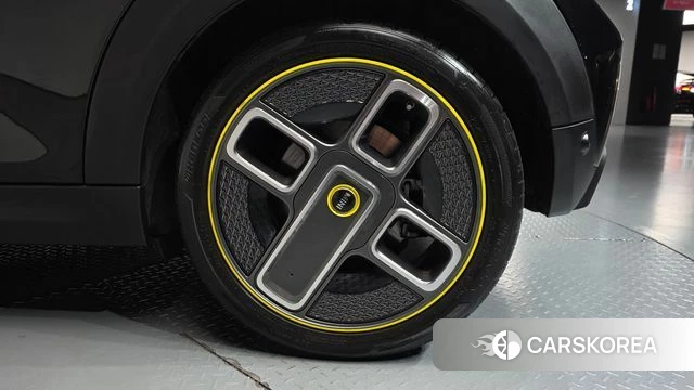 Mini Cooper Electric id 5002860 из Кореи 13