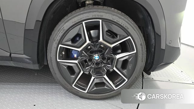 BMW XM (G09) id 4934569 из Кореи 13