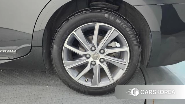 Lexus New ES300h id 4944453 из Кореи 14