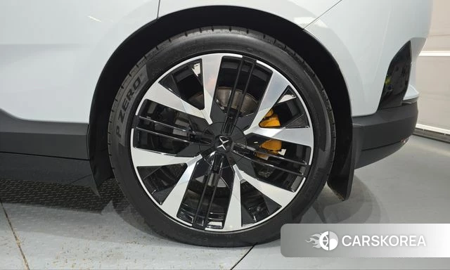Polestar Polstar 4 id 5001569 из Кореи 13