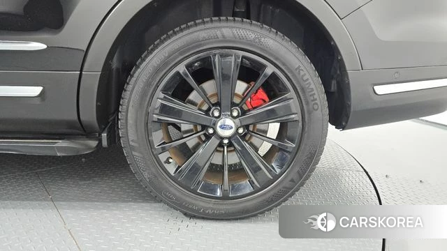 Ford Explorer id 5004673 из Кореи 13