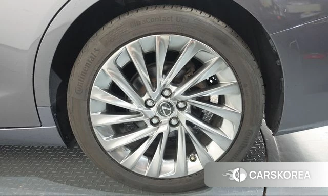 Lexus ES300h 7th generation id 5041824 из Кореи 13