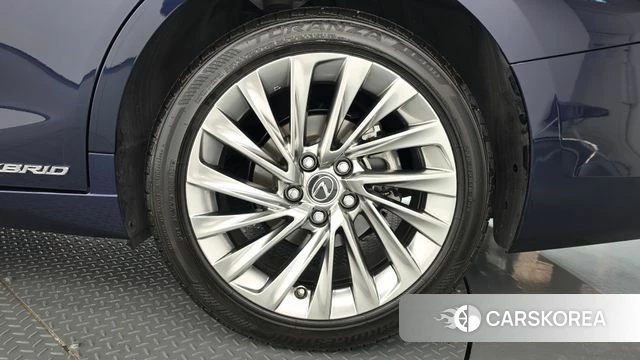 Lexus ES300h 7th generation id 5017594 из Кореи 13