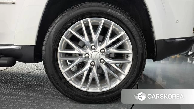 Jeep Grand Cherokee id 5042020 из Кореи 13