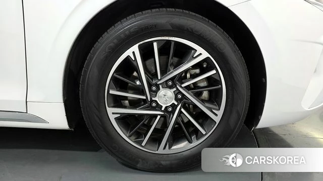 Hyundai The New Grandeur IG id 4371227 из Кореи 13