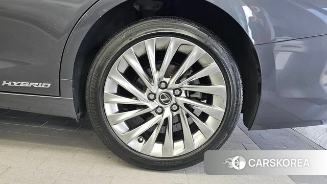Lexus ES300h 7th generation id 4936377 из Кореи 13