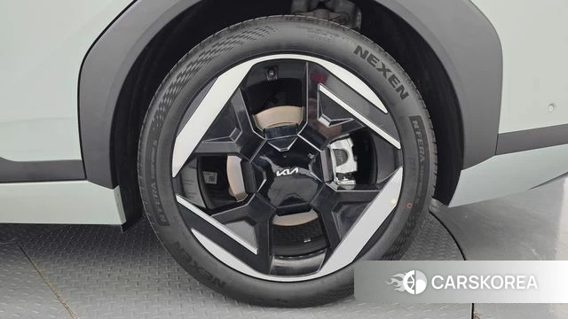 Kia EV4 id 4879395 из Кореи 13