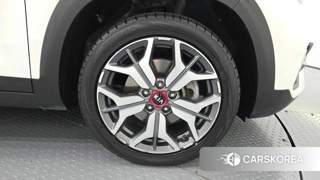 Kia Seltos id 4992489 из Кореи 13