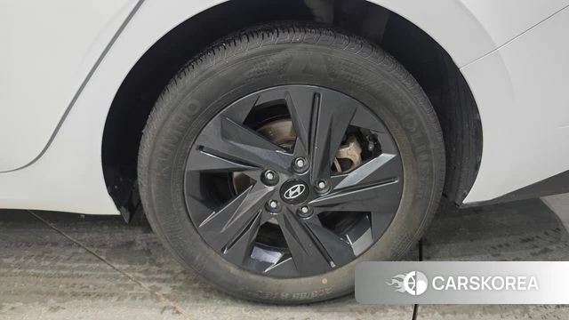 Hyundai Avante (CN7) id 4572604 из Кореи 13