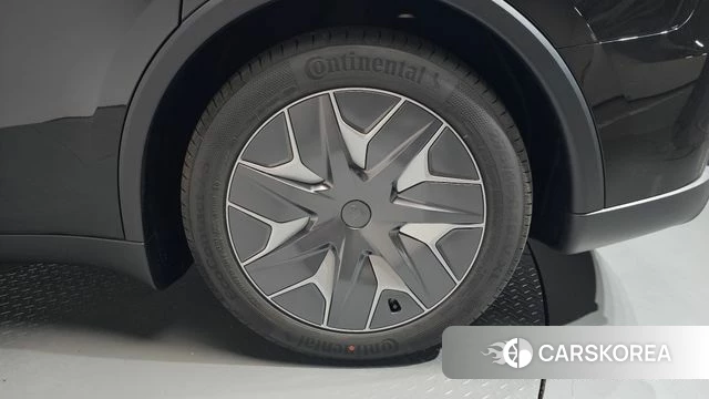 Tesla Model Y id 4990135 из Кореи 13