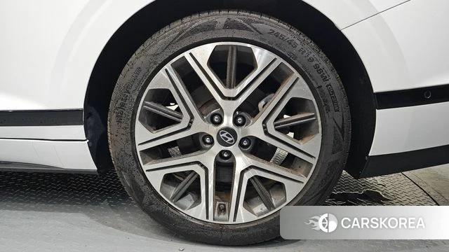 Hyundai Grandeur (GN7) id 4753613 из Кореи 13