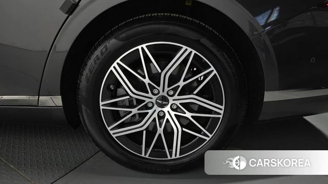 Genesis G90 (RS4) id 4941719 из Кореи 13