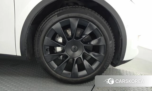Tesla Model Y id 4996705 из Кореи 13