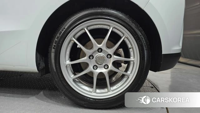 Hyundai Veloster (JS) id 4737639 из Кореи 13