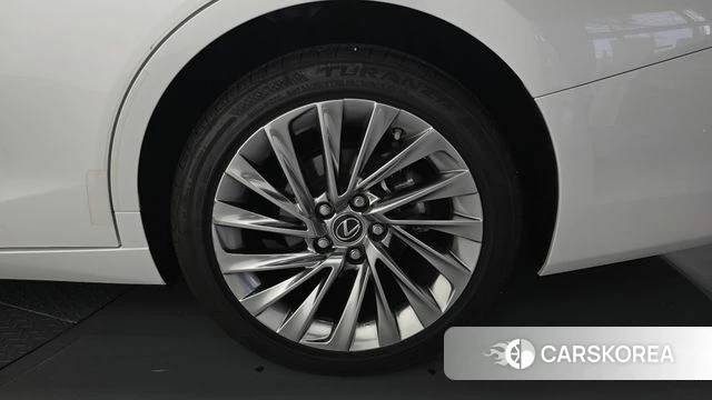 Lexus ES300h 7th generation id 5033014 из Кореи 13