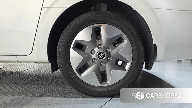 Hyundai Staria id 4757430 из Кореи 13