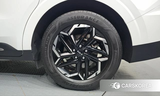 Kia The New Carnival 4th Generation id 5011426 из Кореи 13