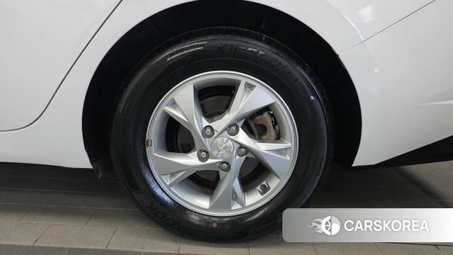 Hyundai Avante (CN7) id 4780371 из Кореи 13