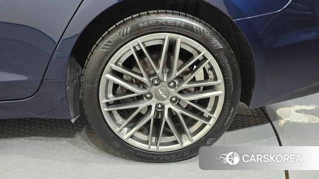 Genesis G70 id 5004639 из Кореи 13