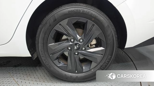 Hyundai Avante (CN7) id 4682407 из Кореи 13