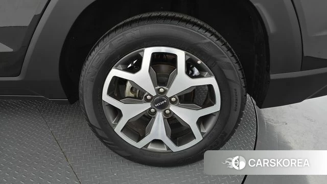Ssangyong The New Torres id 5020900 из Кореи 13