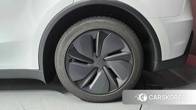 Tesla Model Y id 4940792 из Кореи 13