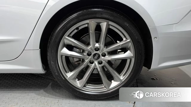 Audi A7 (4K) id 5046439 из Кореи 13