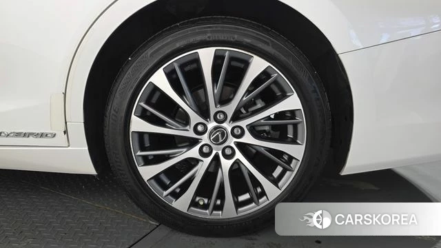 Lexus ES300h 7th generation id 5047503 из Кореи 13