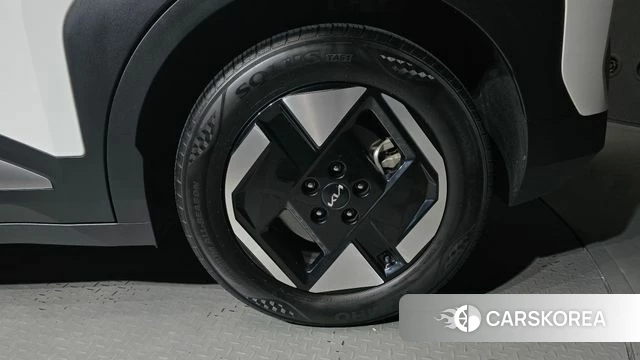 Kia EV3 id 4957615 из Кореи 13
