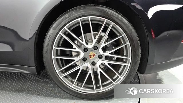 Porsche Panamera (976) id 4554734 из Кореи 13