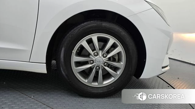 Hyundai The New Avante AD id 4482787 из Кореи 13