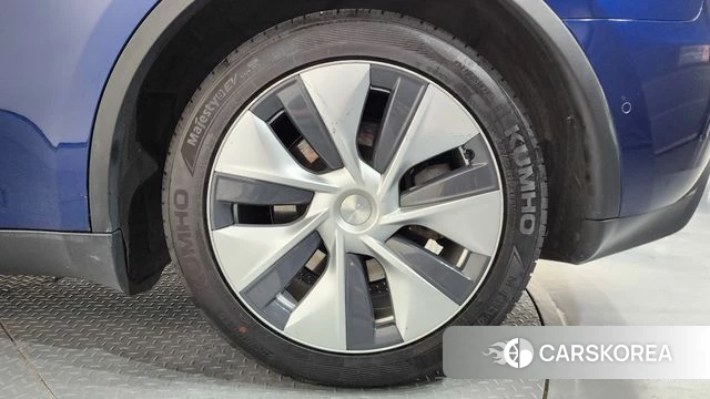 Tesla Model Y id 4764379 из Кореи 13