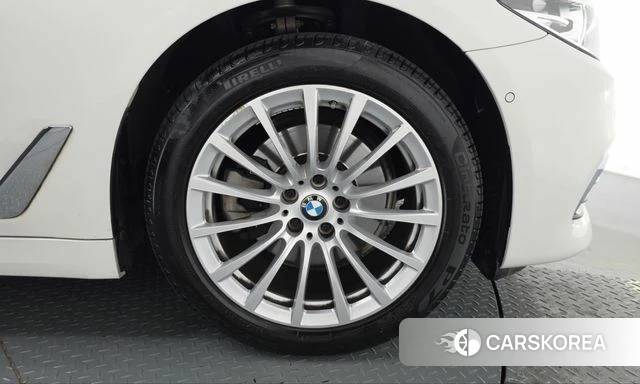 BMW 5 Series (G30) id 5028835 из Кореи 13