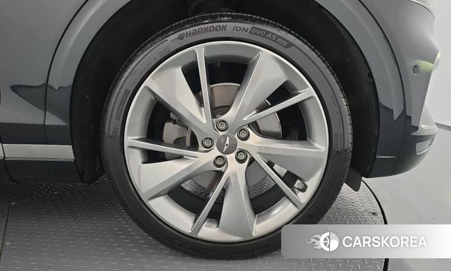 Genesis GV70 id 4959329 из Кореи 13